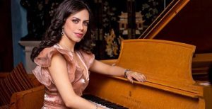 مصرع مطربة برصاص زوجها