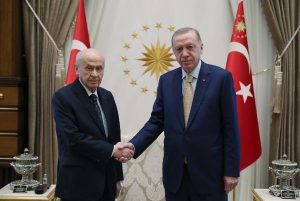 أردوغان يلتقي بهتشلي في أنقرة
