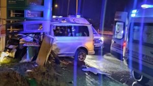 مصرع شخصين في حادث اصطدام حافلة بعمود إنارة مدينة أغري