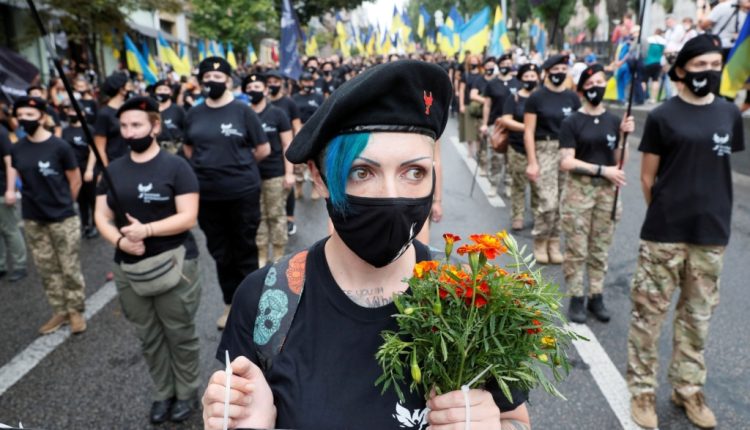 جنديات كولومبيات