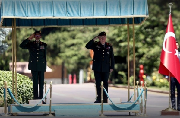 ‏رئيس هيئة الأركان التركية يشار غولر يستقبل نظيره الإماراتي 27