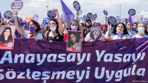 تركيا تؤكد انسحابها من معاهدة “العنف ضد المرأة” والسبب