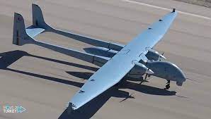 طائرة “آق صونغور” المسيرة الجديدة في أيدي البحرية التركية