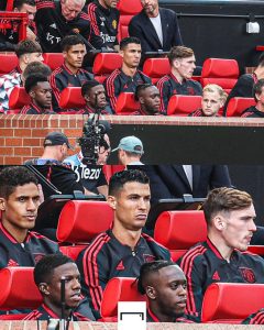 شفتي رونالدو تفضح امتعاضه 17