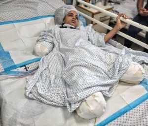 الرئيس التركي يستقبل طفلة فلسطينية للعلاج