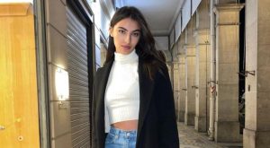 تعرفوا على عارضة الأزياء السعودية أميرة الزهير.. جمالها حديث الجميع