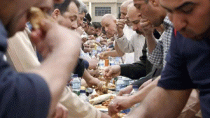 قرار بإلغاء تقديم وجبات الطعام في العزاء بمدينة أكسراي