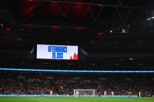 بعد فضيحة الاعتداءات الجنسية.. هذا ما فعلنه سيدات منتخبي إنجلترا والولايات المتحدة