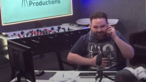 الملكة رانيا تفاجئ “يوتيوبر” أردنيًا على الهواء مباشرة (فيديو)