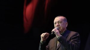 اردوغان يدعو إلى الاستنفار ليل نهار إلى حين موعد الانتخابات