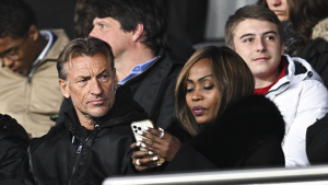 شاهد ردة فعل زوجة مدرب المنتخب بعد فوز السعودية على الأرجنتين “موثرة”