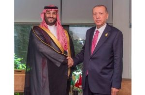 الرئيس أردوغان يلتقي محمد بن سلمان على هامش قمة العشرين (فيديو)