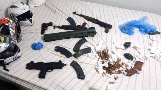 ضبط كميات كبيرة من الأسلحة في إسطنبول 31