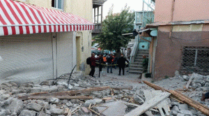 وفاة شخص جراء زلزال إزمير