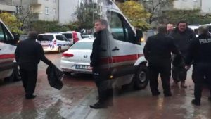 العثور على رضيع حديث الولادة داخل كيس بلاستيكي بإسطنبول