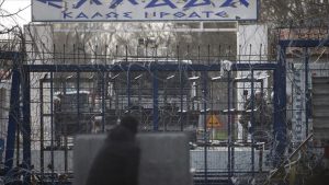 اليونان تعتزم تشديد حراسة حدودها مع تركيا 
