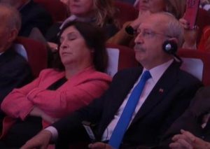 بحضور أمريكي بفندق الماريوت ووجود اجهزة تشويش لمنع المراقبة.. تفاصيل لقاء كليجدار وأكشينار قبل عودتها للطاولة السداسية