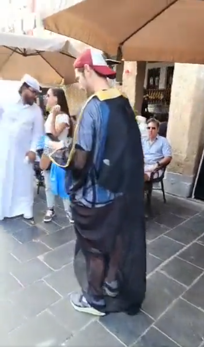 بعدما ارتداه ميسي.. اقبال كبير على شراء «البشت» العربي 5