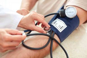 كيف تعالج ارتفاع ضغط الدم في المنزل دون أدوية؟