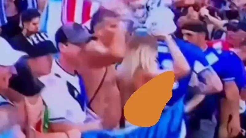 مشجعات أرجنتينيات عاريات في قطر (صور) 22