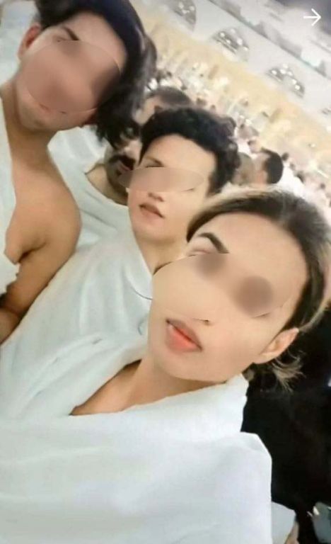 فتاة امام الكعبة المشرفة بدون حجاب.. ما حقيقة الصورة؟ 1