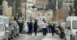 شاهد لحظة اعتقال منفذ عملية إطلاق النار الجديدة بالقدس بعد إصابة إسرائيليين