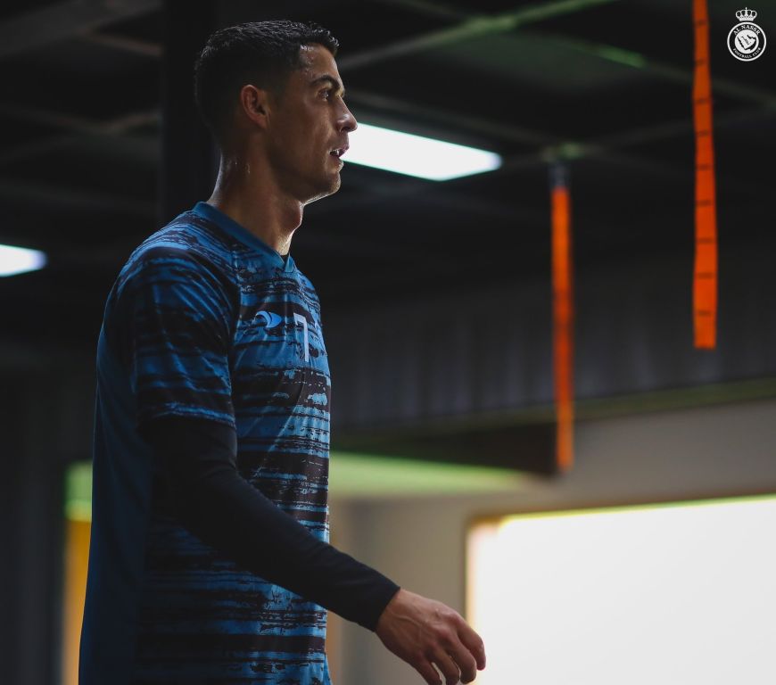 رونالدو يتدرب منفردا.. ما القصة؟ 1