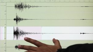 زلزال بقوة 5.5 درجات غرب إيران
