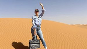 جورجينا تثير الجدل بجلسة تصوير وسط صحراء السعودية ’’صور’’