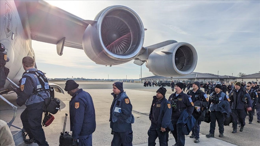 فريق أمريكي يتجه إلى تركيا للمشاركة في عمليات الإنقاذ 1