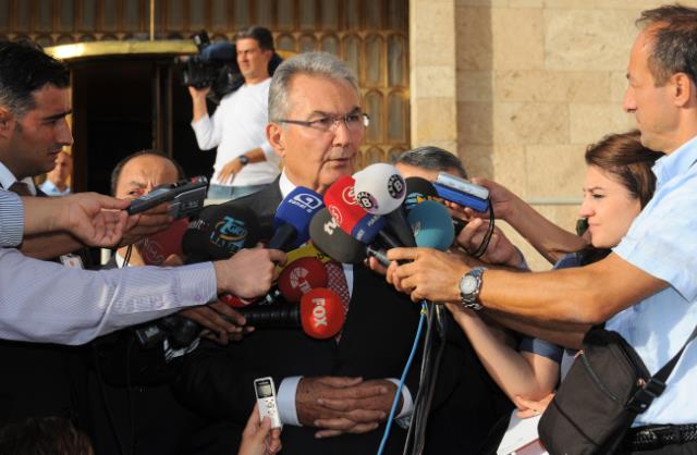 وفاة رئيس حزب الشعب الجمهوري السابق دنيز بايكال 2