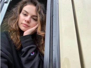 سيلينا قوميز