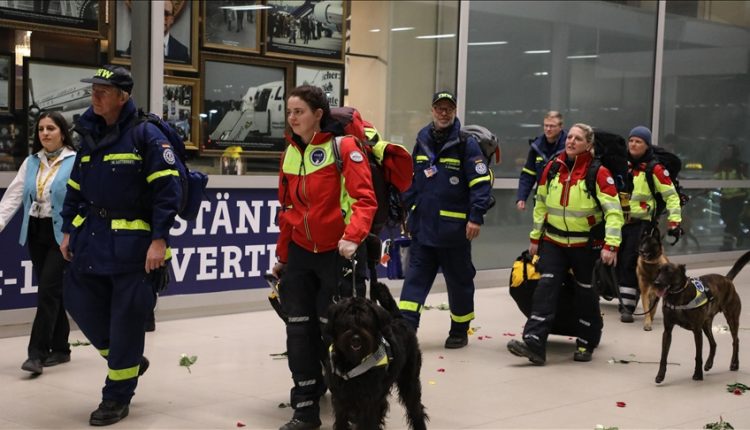 "رعاية الموتى".. معلومات تعرفها لاول مرة عن فرق انقاذ الزلازل