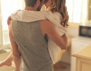 العلاقة الحميمة