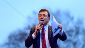 رئيس بلدية اسطنبول يدلي بتصريح عاجل بعد الإدلاء بصوته: “اللهم لا تخزني أمام ناسي وشعبي”