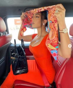 بالأحمر النارى.. جورجينا تثير الجدل بإطلالة جريئة فى السعودية