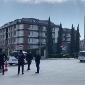 4 جرحى في حادثة إطلاق نار في منطقة بكركوي بإسطنبول 5