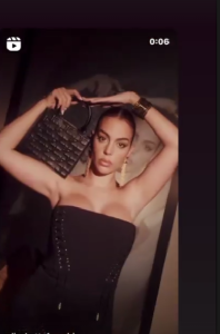 فستان قصير وحركات جريئة.. جورجينا تستعرض رشاقتها في أحدث ظهور لها ’’صور’’ 3