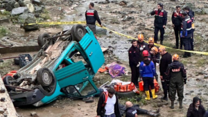 تركيا.. حادث سير مروع يودي بحياة أربع أشخاص من عائلة واحدة