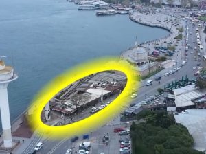 بلدية إسطنبول تهدم المقاهي غير القانونية في أوسكودار 