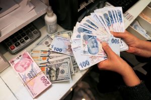 الليرة التركية تسجل تحسناً ملحوظاً بعد قرار البنك المركزي