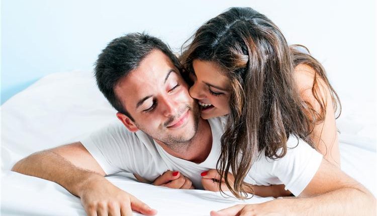10 حركات يحبها الزوج في العلاقة الحميمة