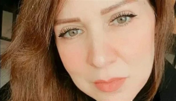 زوجة فنان مصري شهير