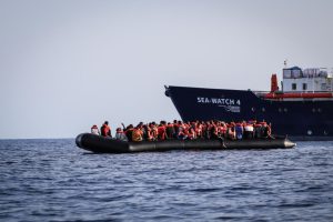 إيطاليا تعلن تحرير السفينة التركية المختطفة