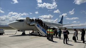 تركيا ترحل 296 شخصا الى بلادهم