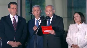 عاجل: انتهاء اللقاء الذي جمع كيليتشدار أوغلو وإمام أوغلو في أنقرة