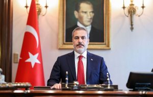 هل ينقذ هاكان فيدان اتفاقية الحبوب من الانهيار؟