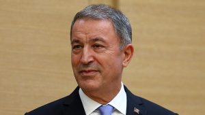 وزير الدفاع التركي الجديد يقطع زيارته لهاتاي بعد الانفجار الكبير