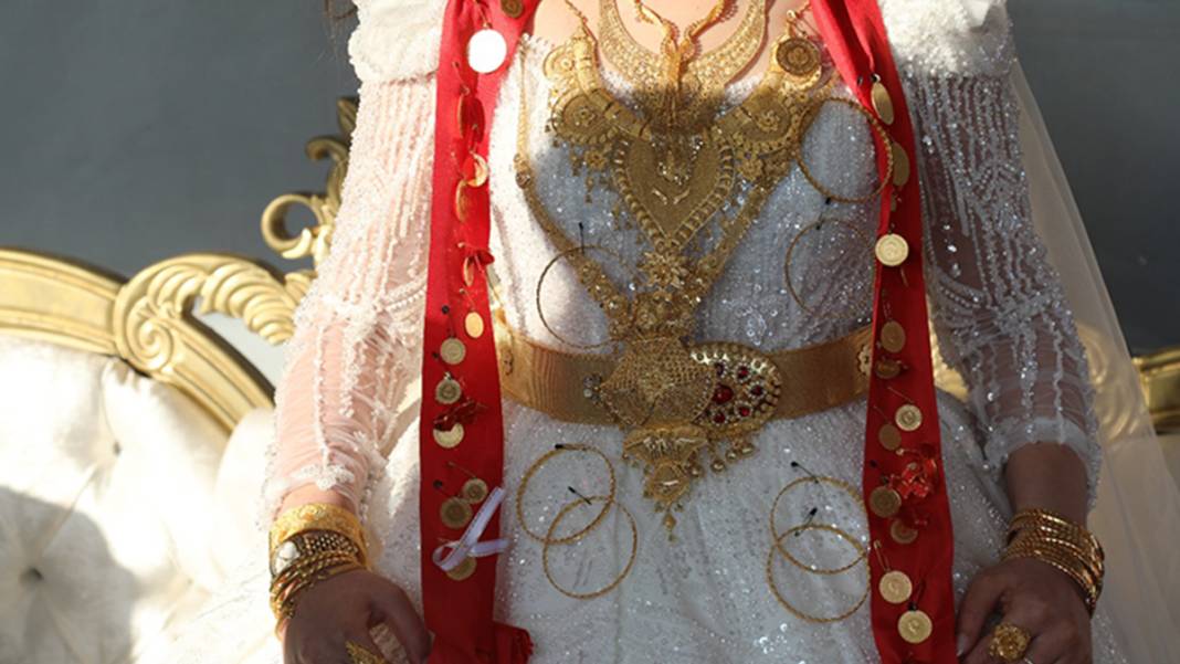 نقوط عروس تركية اصبح حديث الشارع التركي.. شاهد الصور 3