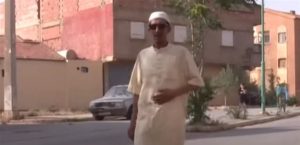 رجل يستعيد بصره فجأة داخل المسجد.. ما حصل معه معجزة ربانية